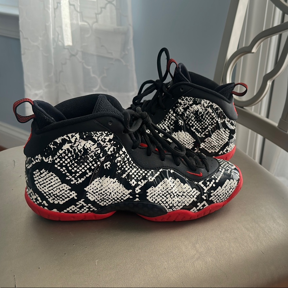 Nike Foamposites.  Youth Boys size 5